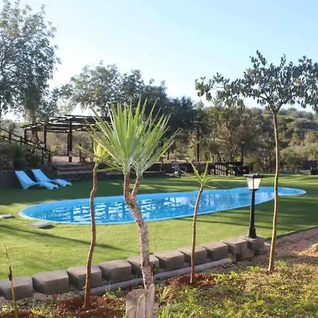 Private Pool 17 Guests