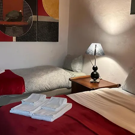 Private Pool 17 Guests 포르체스